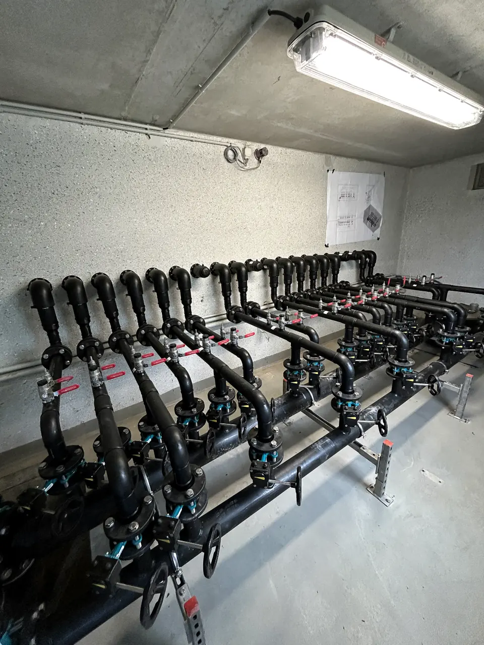 PE pipe manifold with valves and fittings