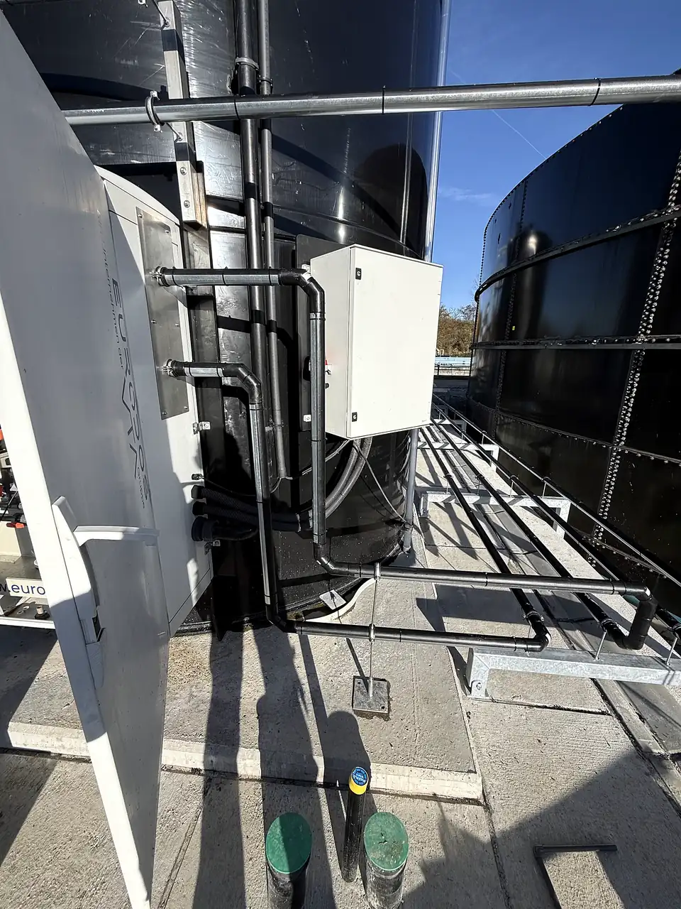 Pipelines at a large outdoor tank